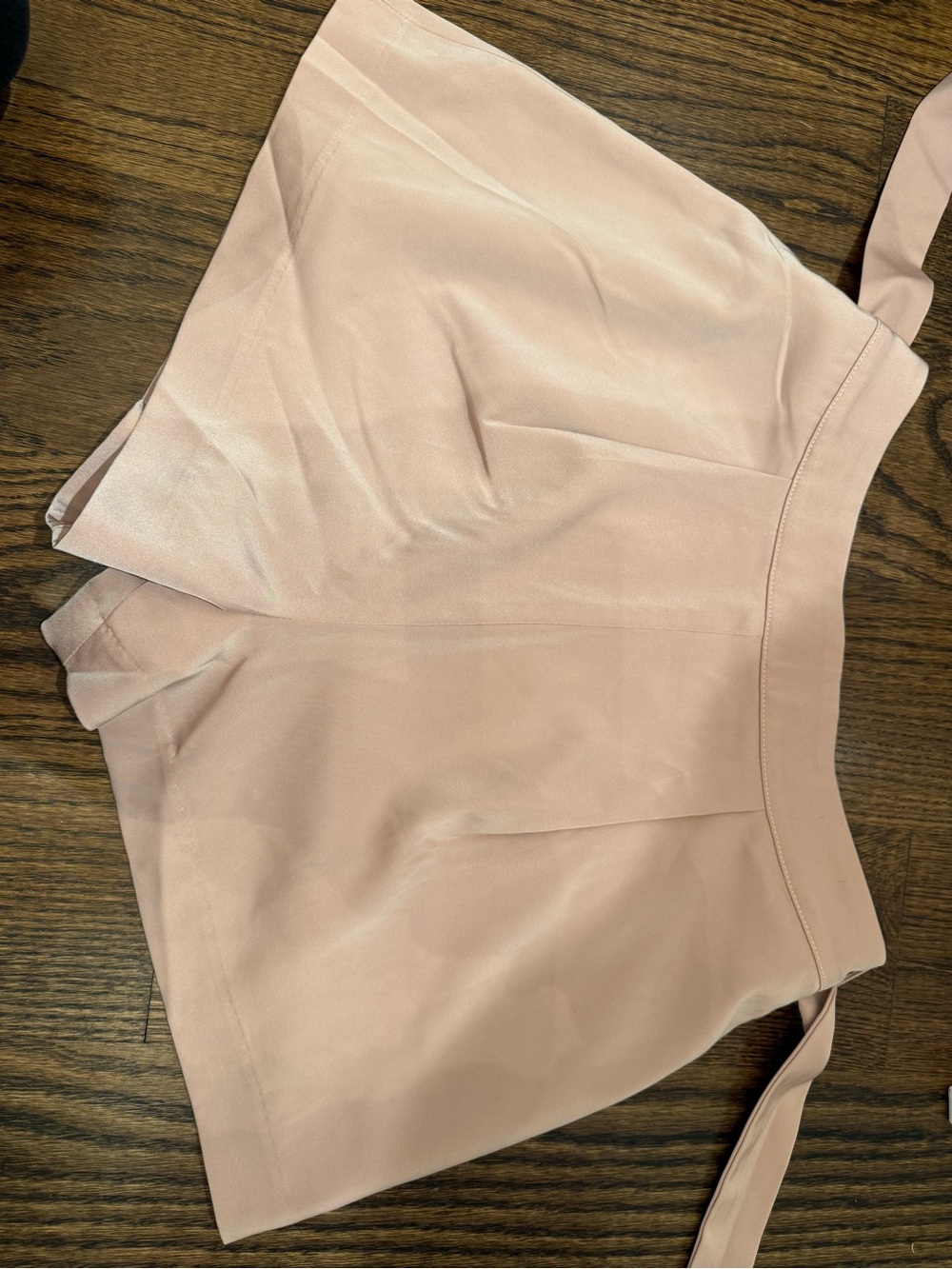 L'Academie Women's Nude Blush shorte with optional belt